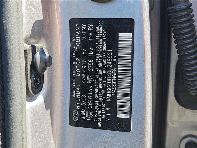 Used 2013 Hyundai Genesis 3.8 w/ Premium Pkg RWD image 25