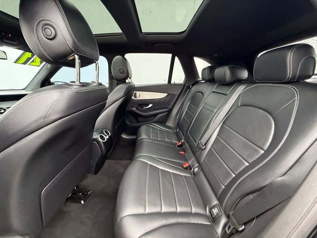 Used 2021 Mercedes-Benz GLC 300 w/ AMG Line image 17