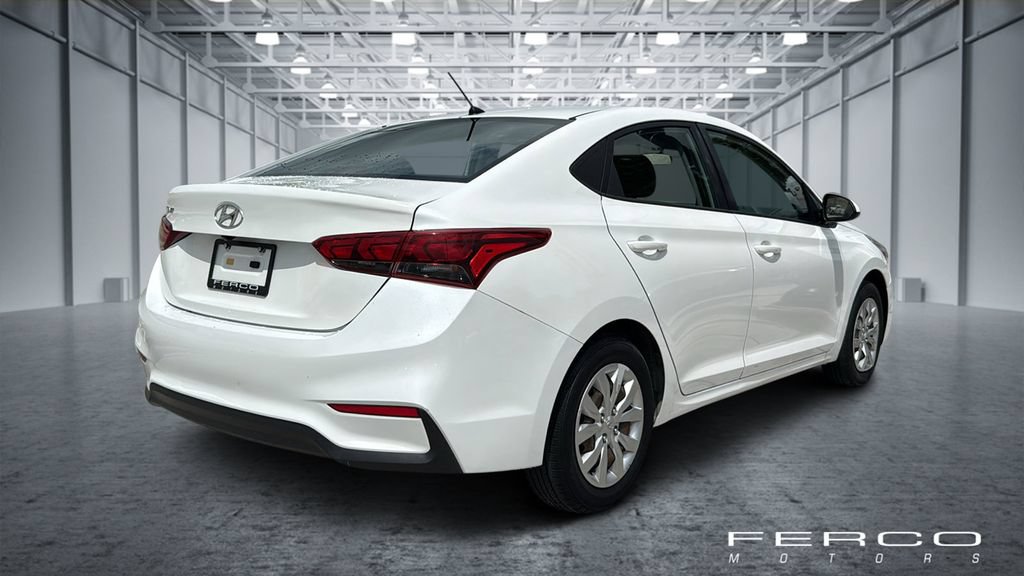 Used 2021 Hyundai Accent SE FWD image 5