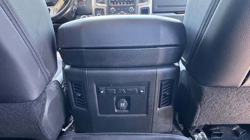 Used 2018 RAM 2500 Laramie w/ Convenience Group AWD/4WD image 10