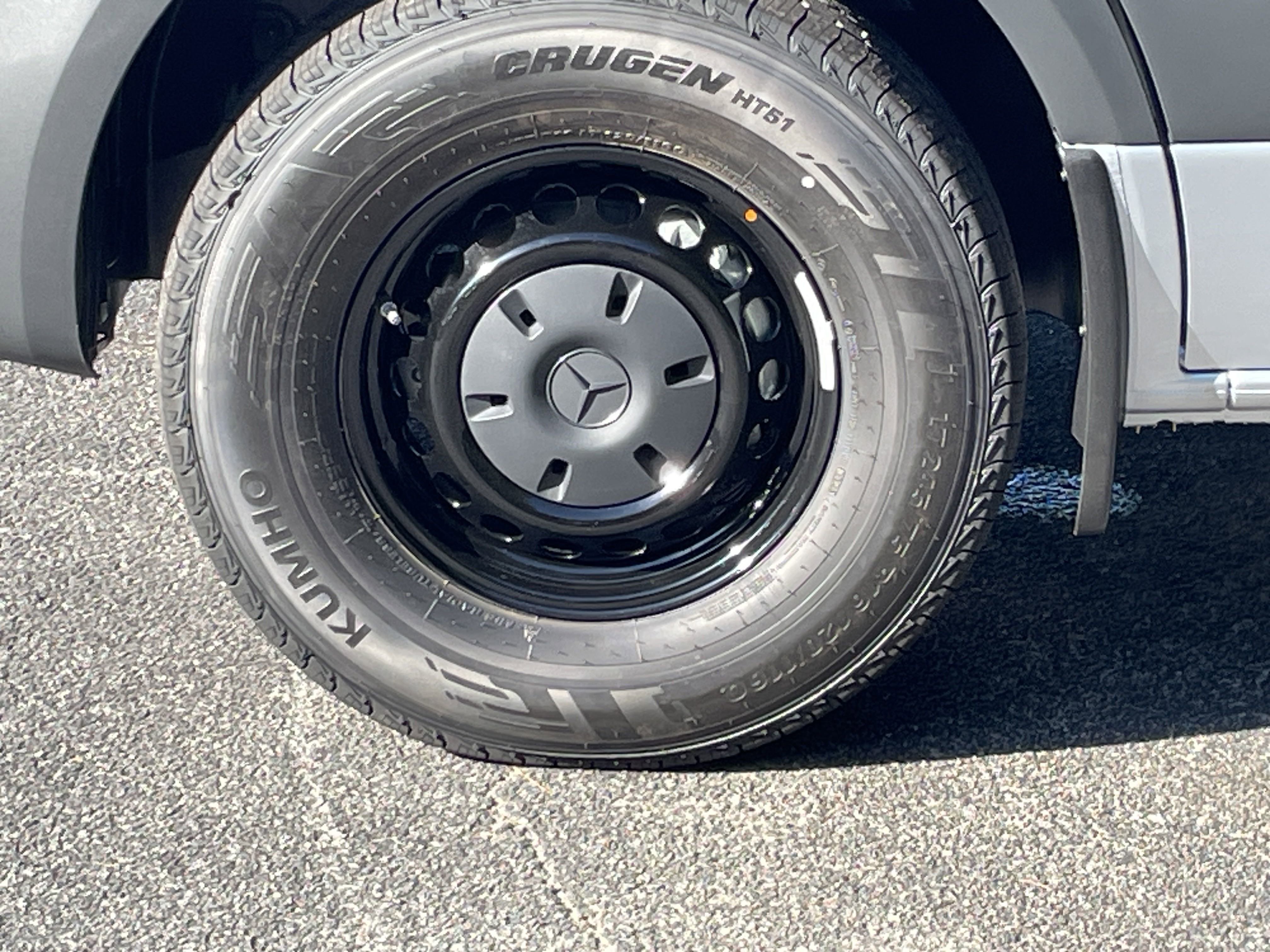 New 2025 Mercedes-Benz Sprinter 2500 image 19