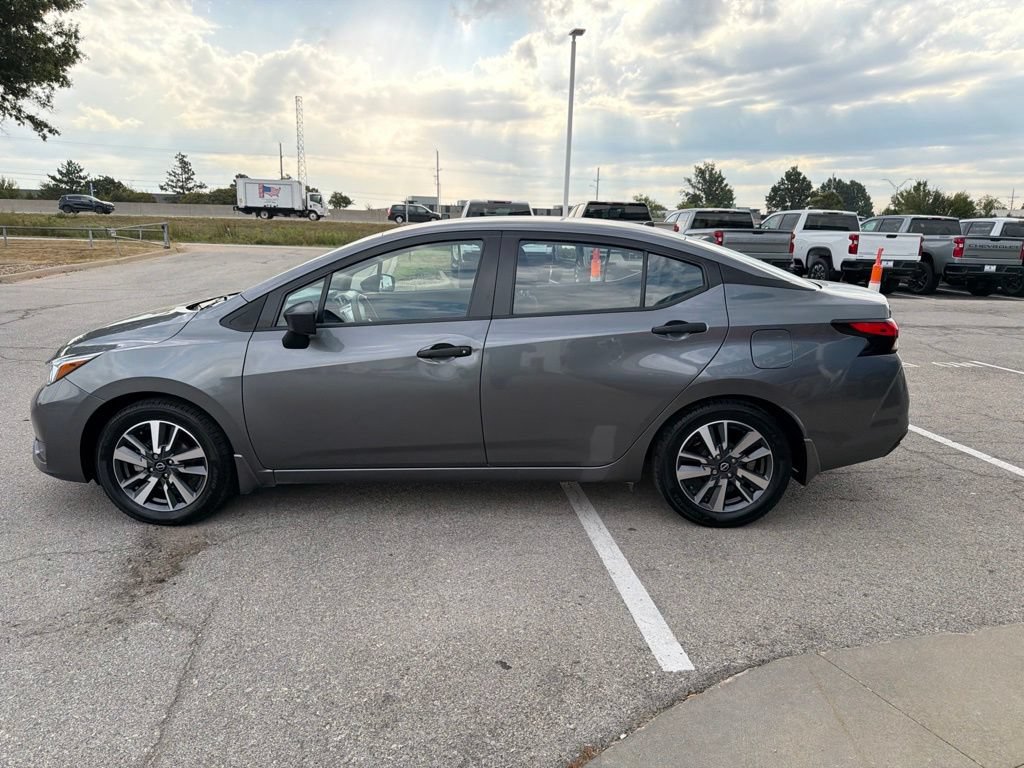 Used 2024 Nissan Versa S w/ S Plus Package FWD image 6