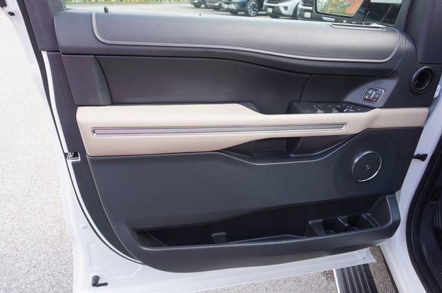 Certified 2022 Ford Expedition Limited image 31