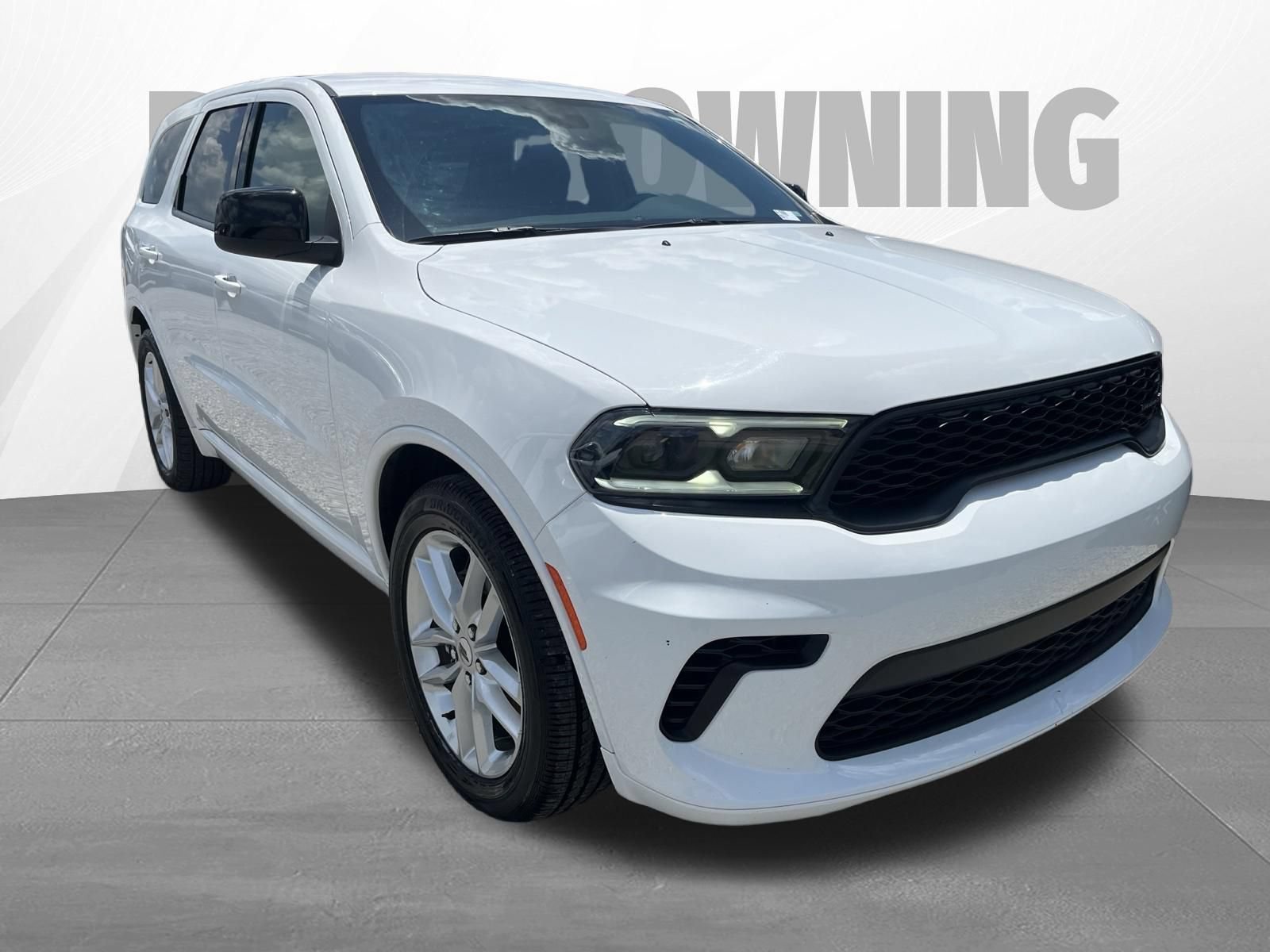 Used 2023 Dodge Durango GT RWD image 3