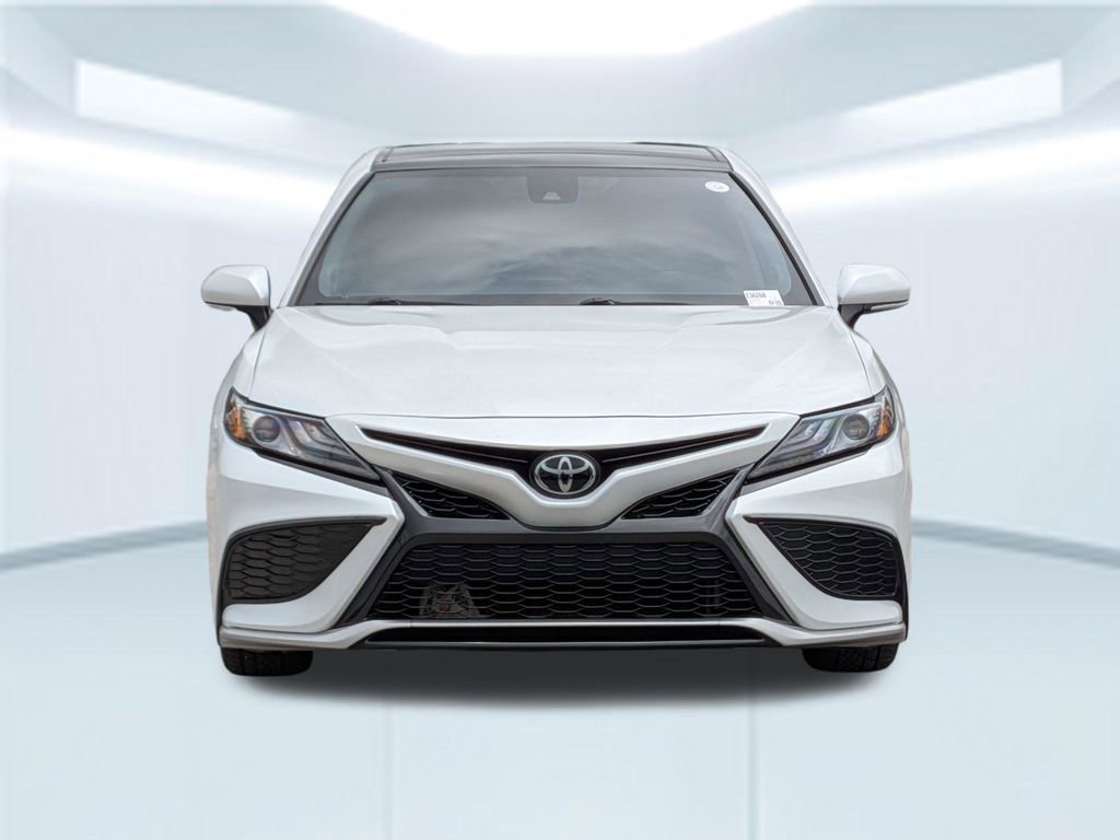 Used 2023 Toyota Camry XSE w/ Navigation Package FWD image 11