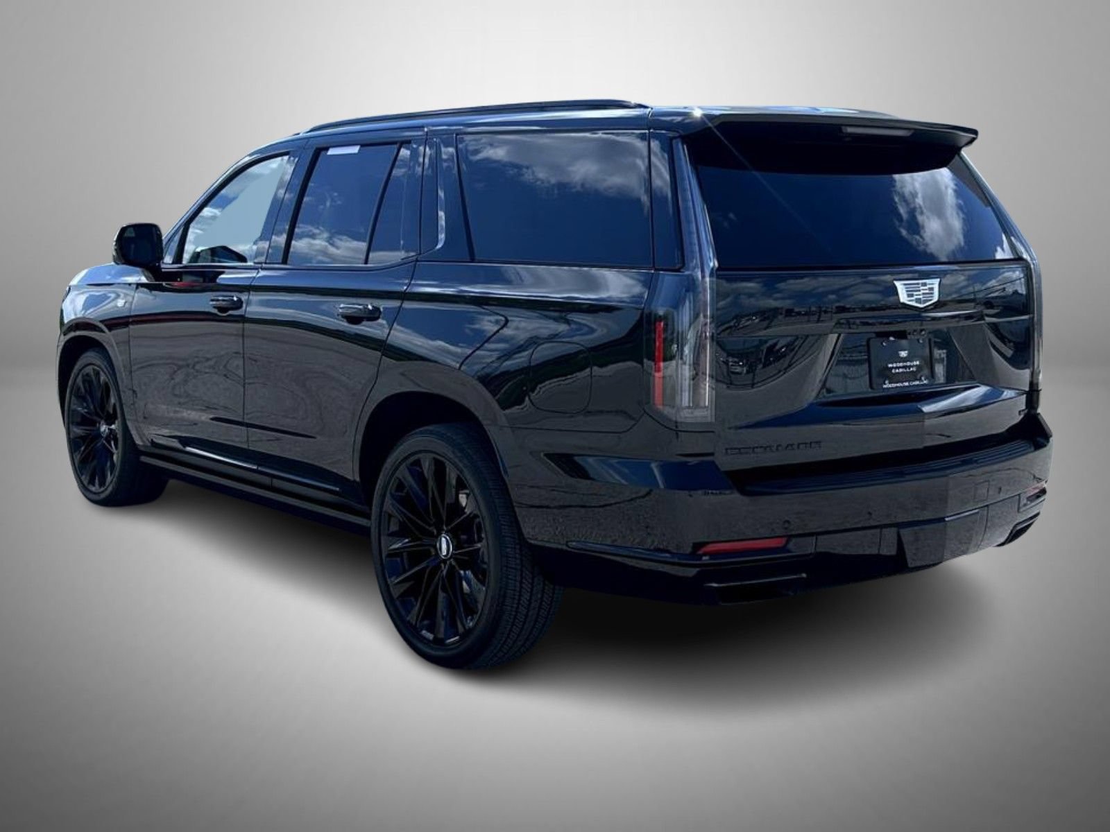 Certified 2025 Cadillac Escalade Sport Platinum w/ LPO, ONYX Package AWD/4WD image 7
