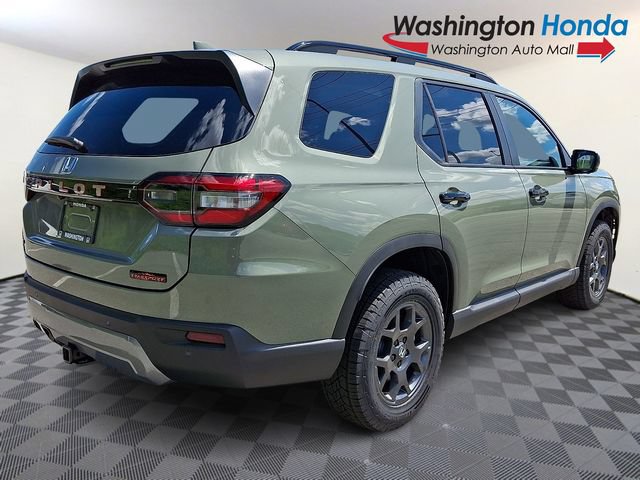 New 2026 Honda Pilot TrailSport image 7