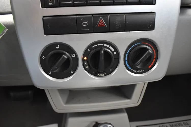 Used 2009 Chrysler PT Cruiser FWD image 26