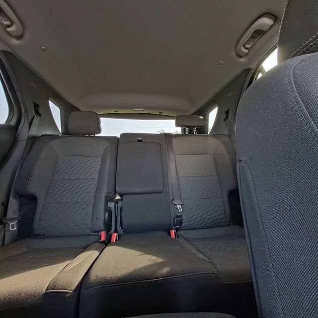 Used 2020 Chevrolet Equinox LT FWD image 26