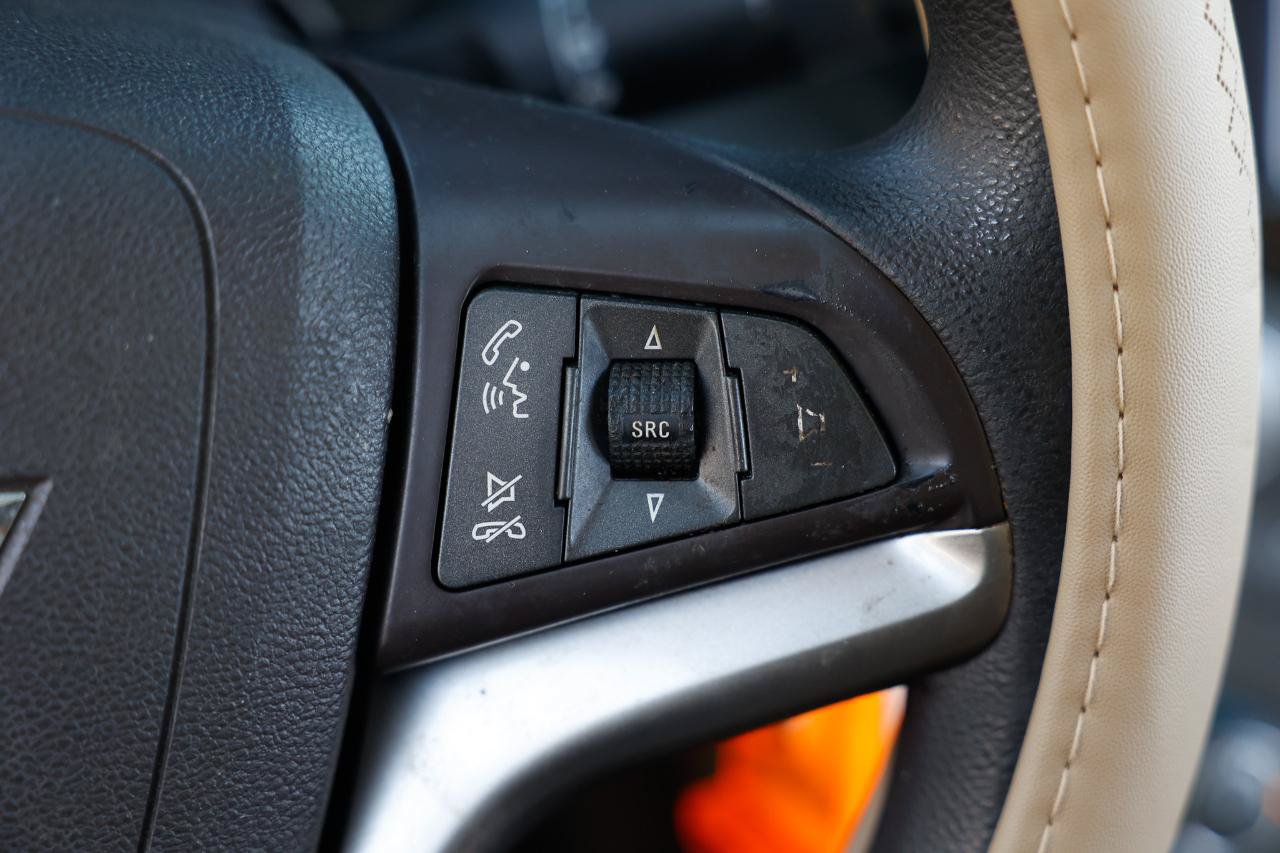 Used 2013 Chevrolet Malibu LT w/ Power Convenience Package FWD image 26