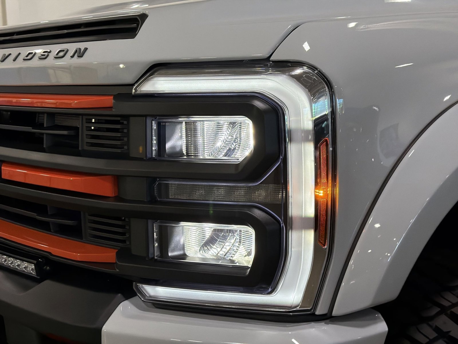 New 2026 Ford F250 Lariat w/ Black Appearance Package image 13