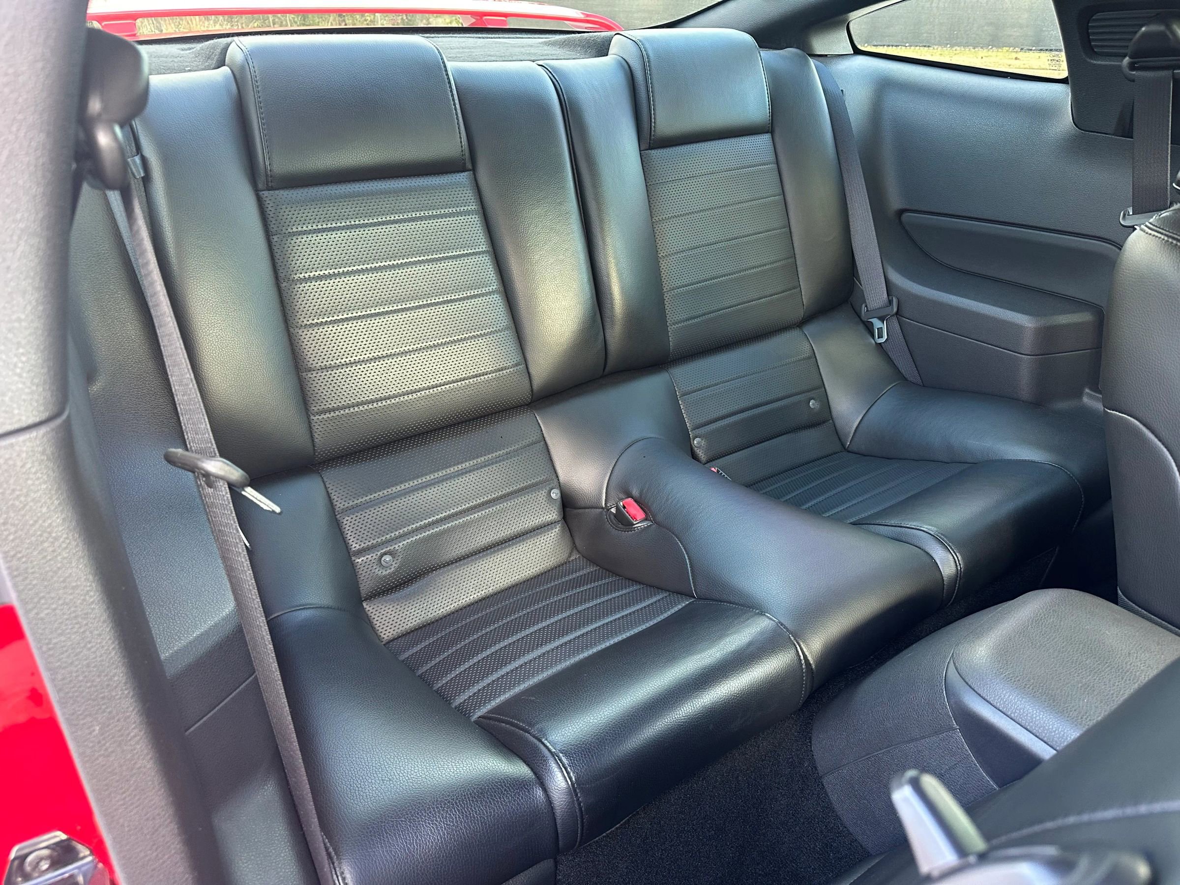 Used 2006 Ford Mustang GT Premium image 13