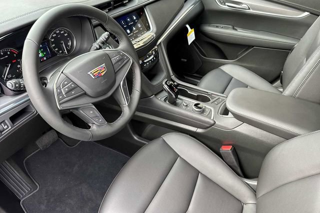 New 2026 Cadillac XT5 Luxury w/ LPO, Floor Liner Package image 10