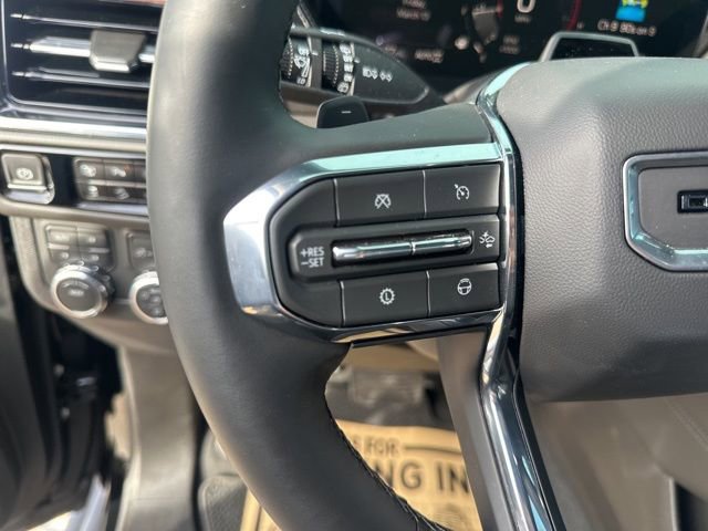 Used 2025 GMC Yukon Denali w/ Denali Reserve Package image 19