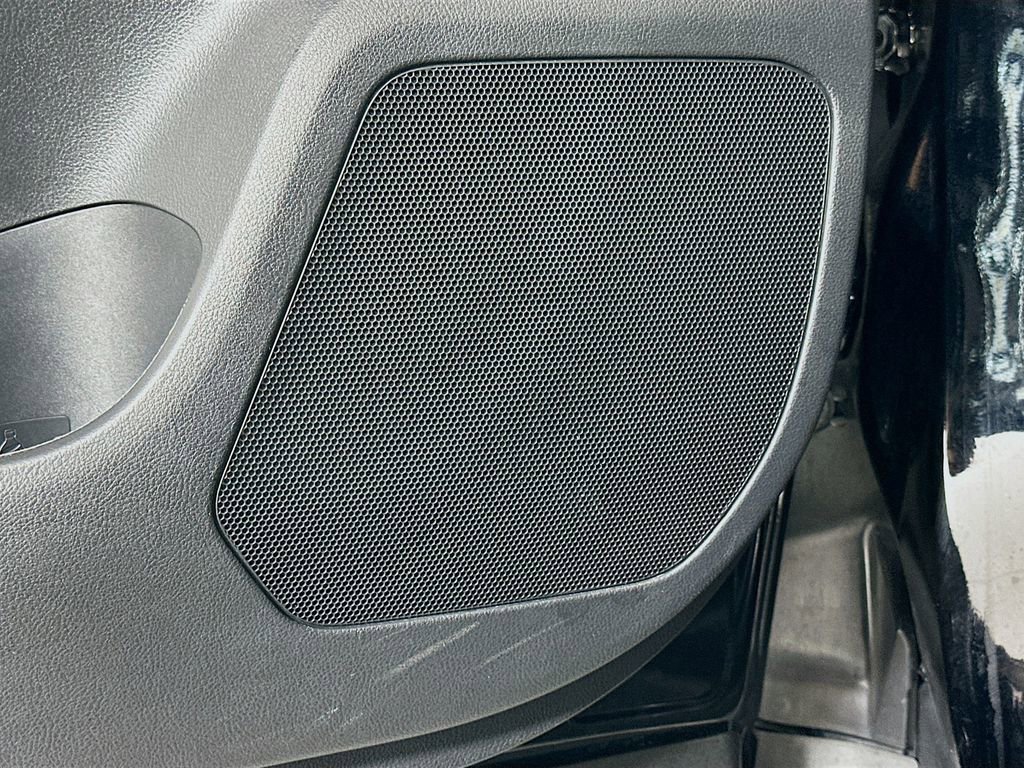 Certified 2025 Toyota Grand Highlander AWD image 18