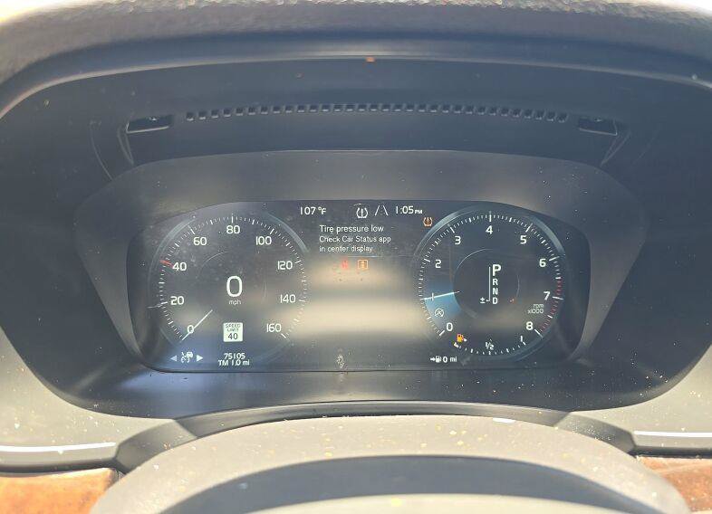 Used 2018 Volvo S90 T5 Momentum w/ Convenience Package FWD image 7