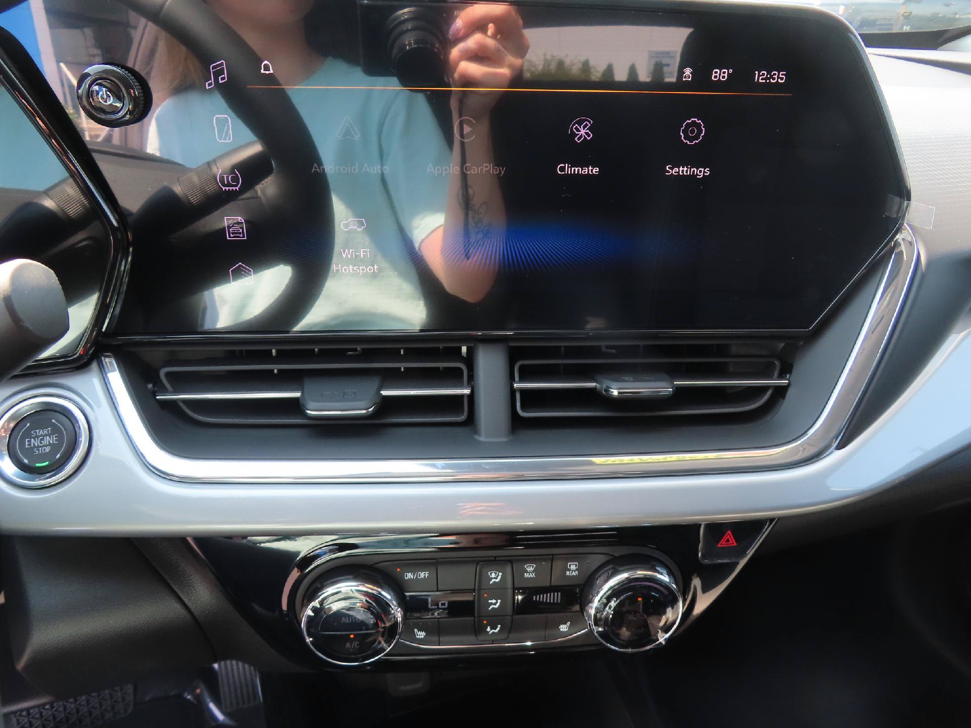 New 2026 Chevrolet Trax LT w/ Driver Confidence Package FWD image 28