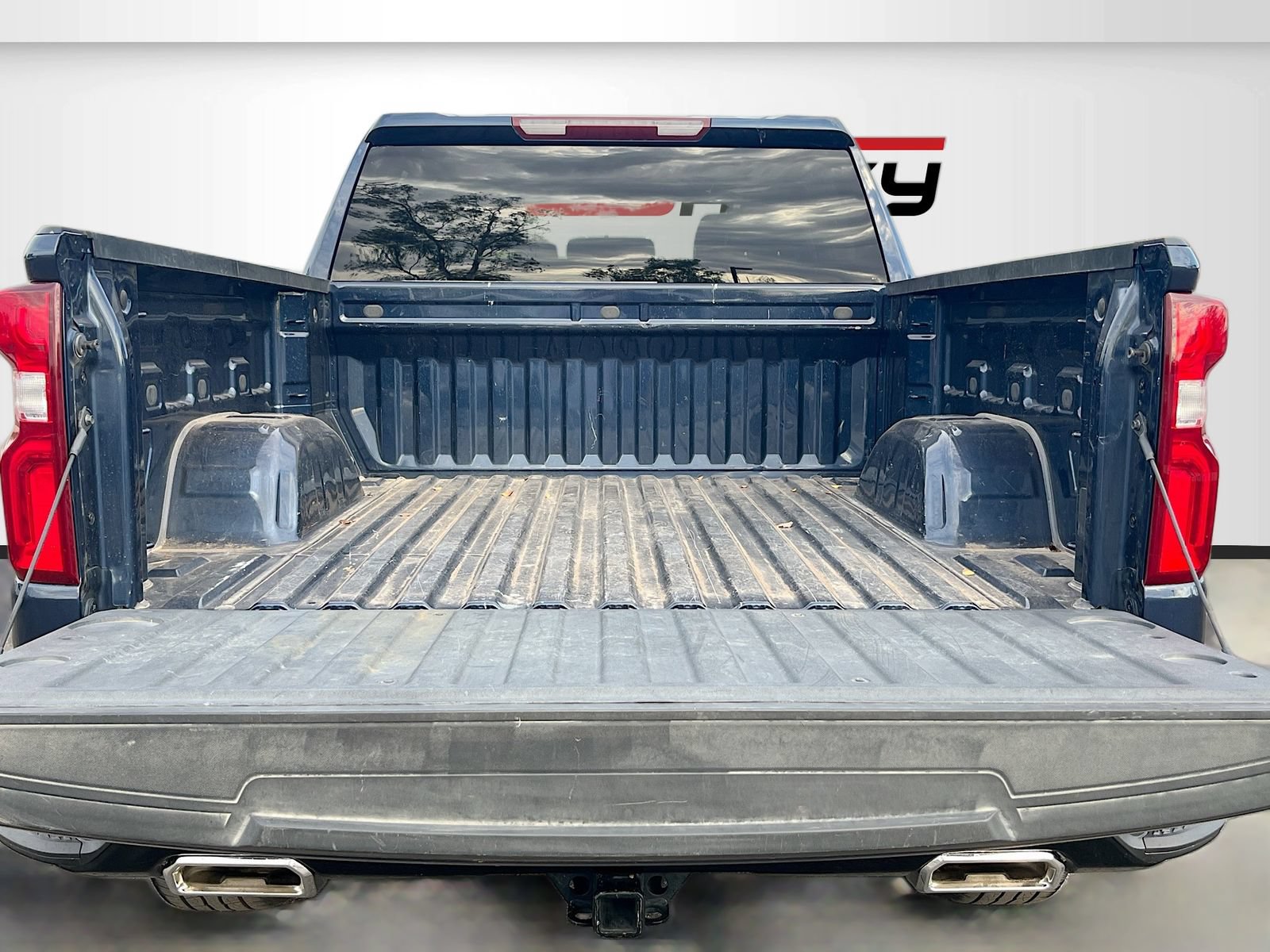 Used 2021 Chevrolet Silverado 1500 Custom Trail Boss AWD/4WD image 24