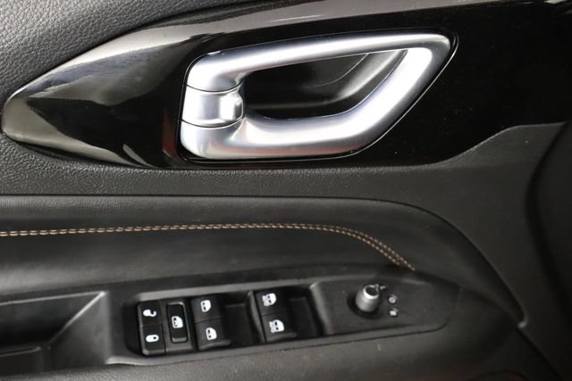 Used 2023 Jeep Compass Limited AWD/4WD image 19