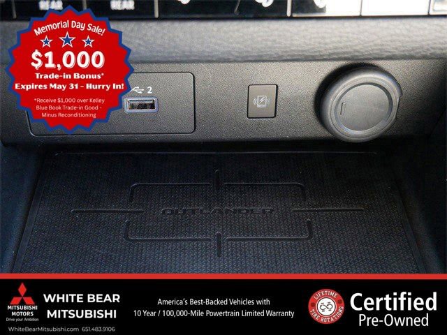 Used 2025 Mitsubishi Outlander SEL AWD/4WD image 27