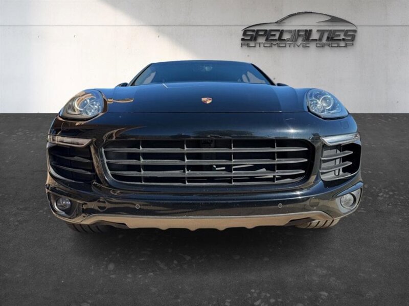 Used 2018 Porsche Cayenne Platinum Edition w/ Premium Package AWD/4WD image 25