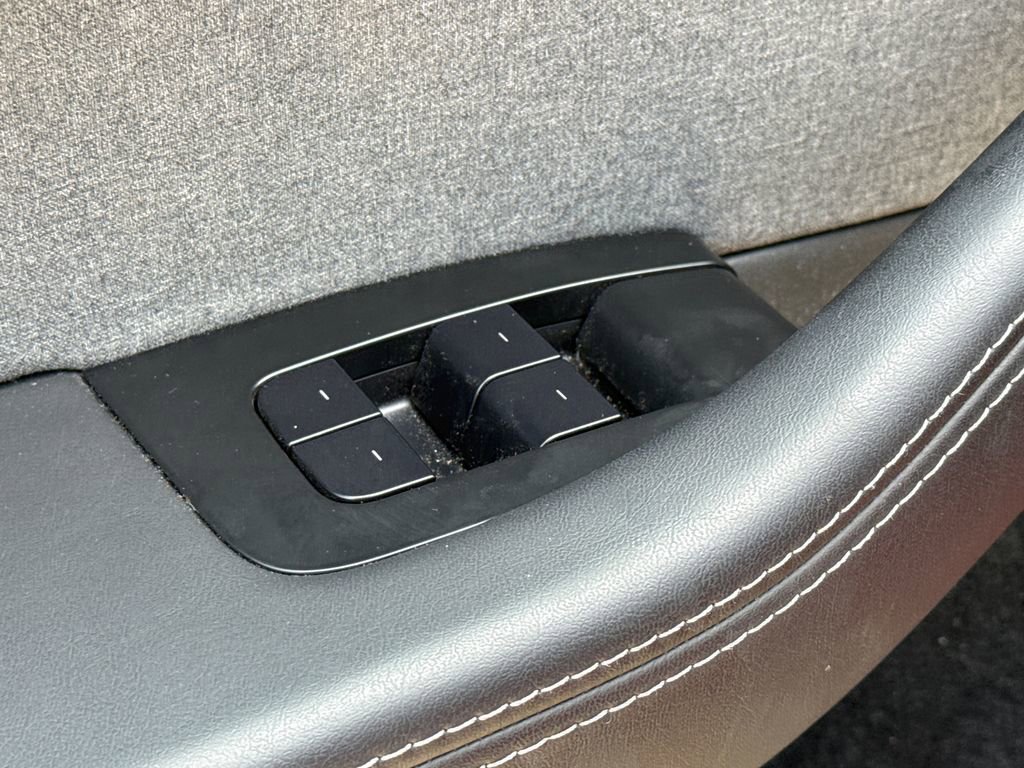 Used 2025 Tesla Model 3 Long Range RWD image 21