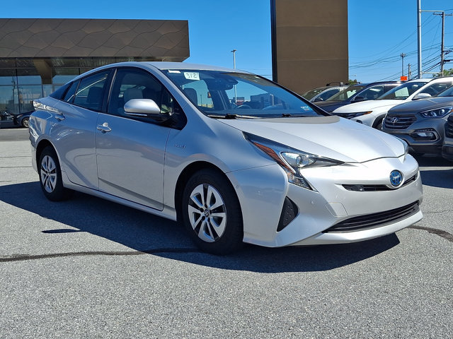 Used 2018 Toyota Prius Four FWD image 6