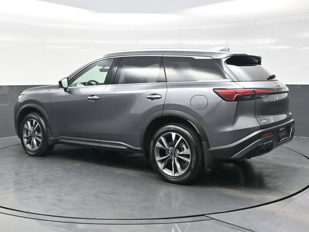 Certified 2025 INFINITI QX60 Luxe image 4