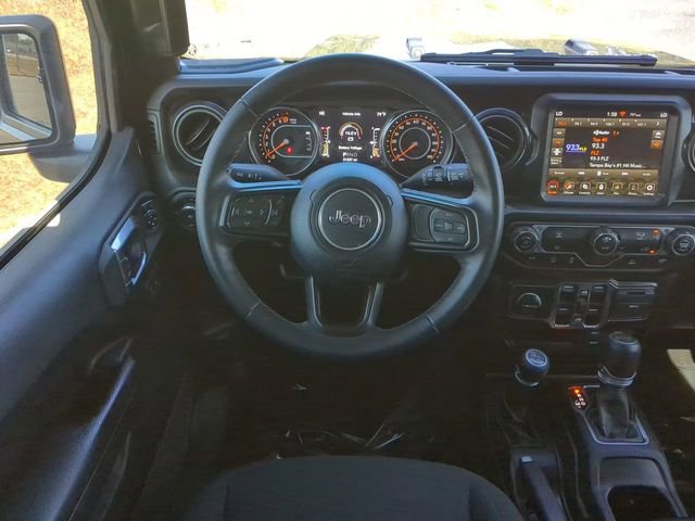 Used 2022 Jeep Wrangler Unlimited Sport image 17