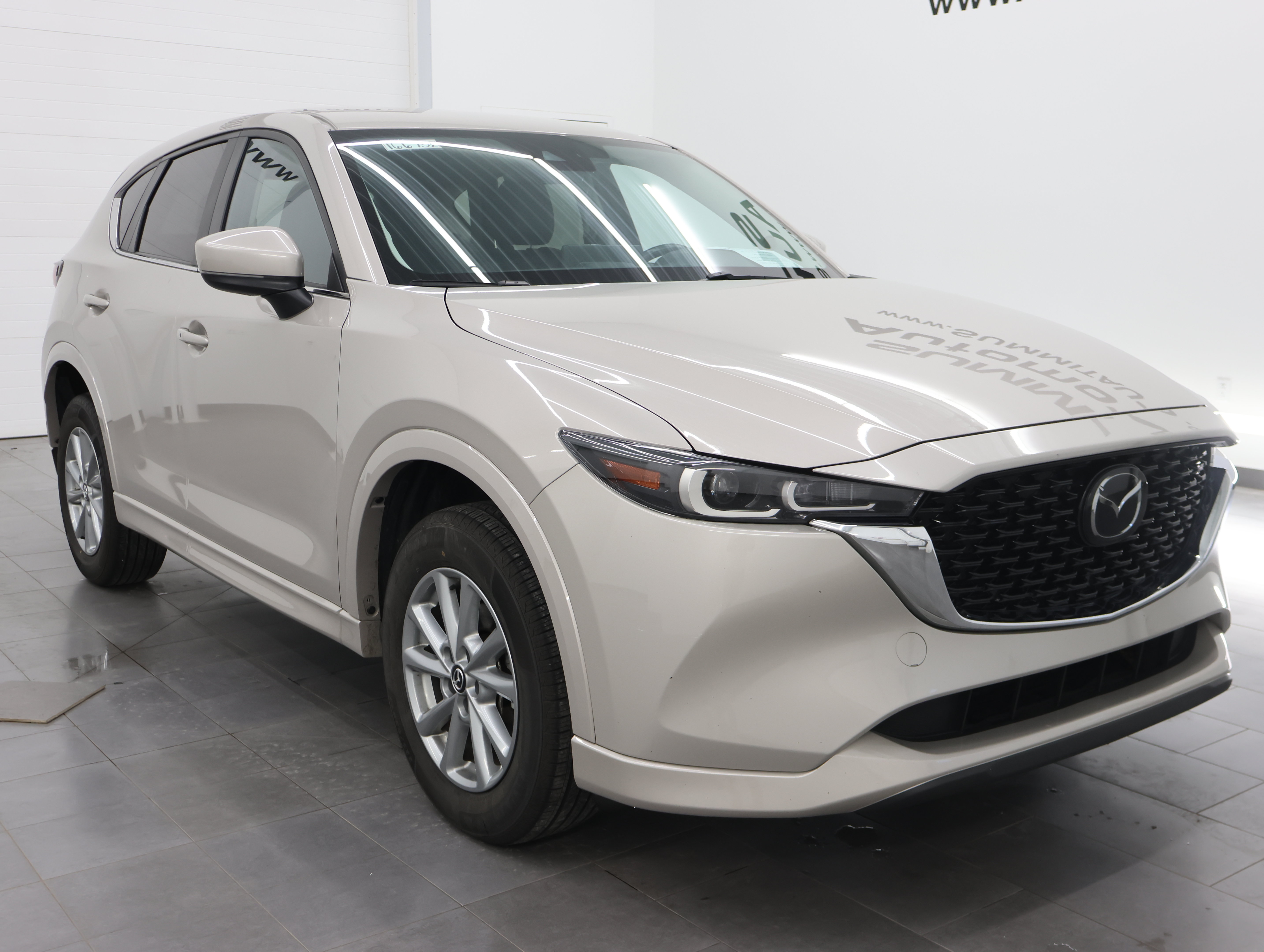 Used 2024 MAZDA CX-5 AWD 2.5 S w/ Select Package image 2