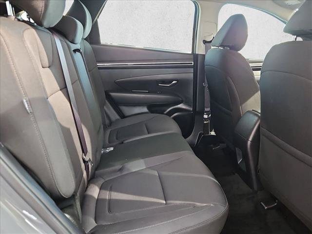 Certified 2024 Hyundai Tucson SE FWD image 16