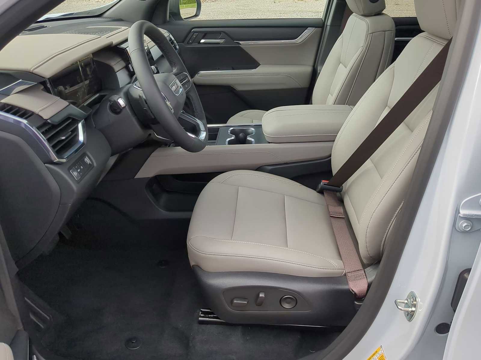 New 2026 GMC Acadia Elevation w/ Elevation Premium Package image 14