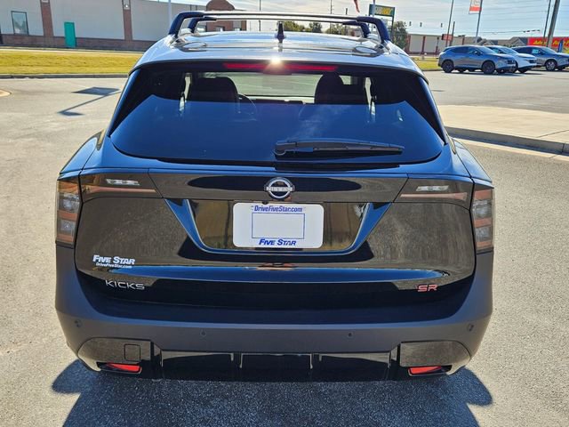 New 2026 Nissan Kicks SR image 10