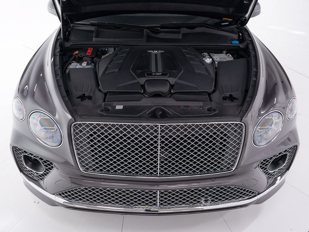 Certified 2022 Bentley Bentayga AWD/4WD image 48