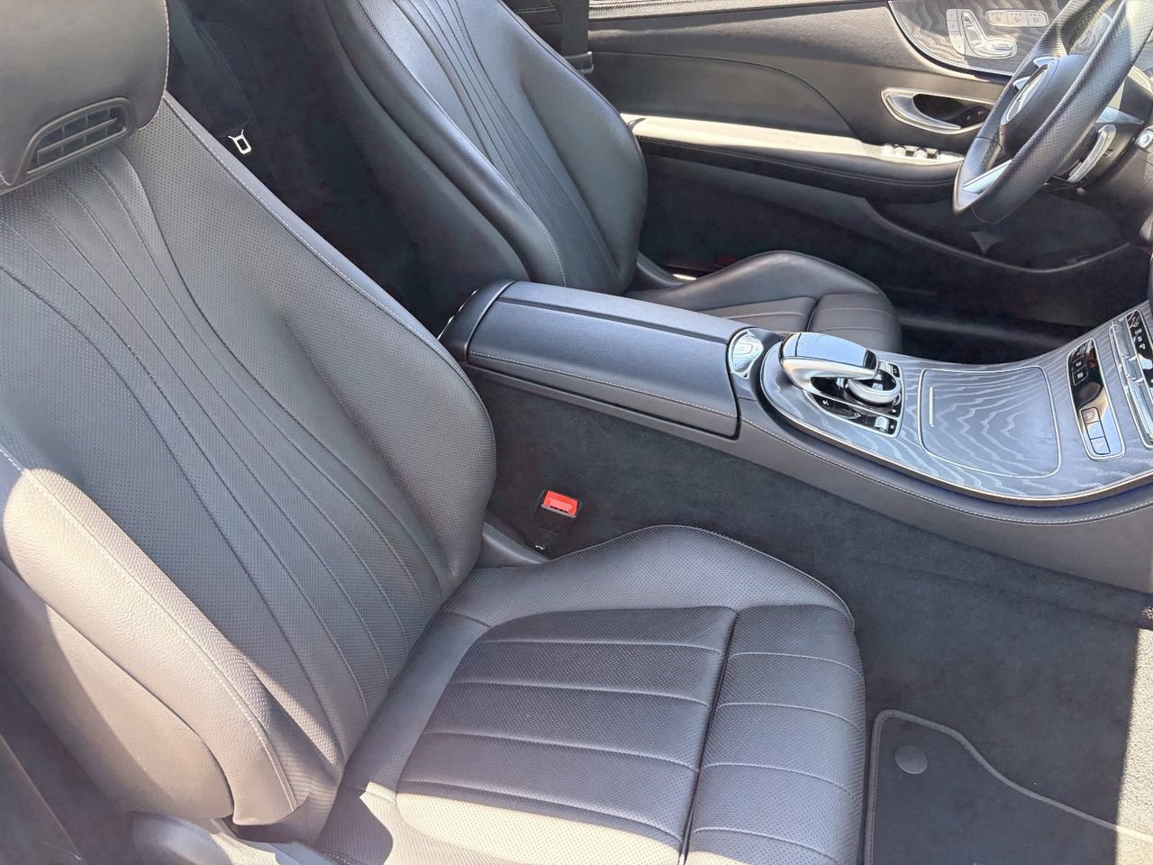 Used 2023 Mercedes-Benz E 450 4MATIC Cabriolet image 10