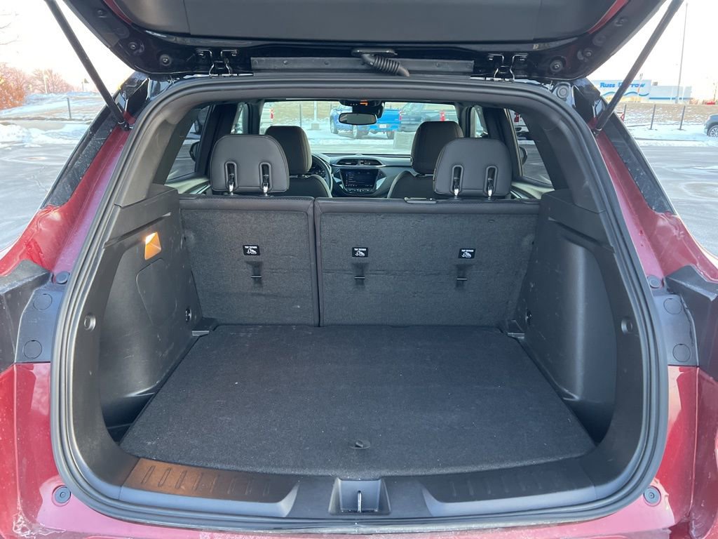 Used 2023 Chevrolet TrailBlazer RS w/ Convenience Package image 6