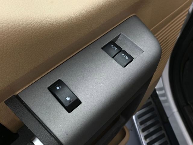 Used 2015 Ford F350 Lariat w/ Camper Package AWD/4WD image 20