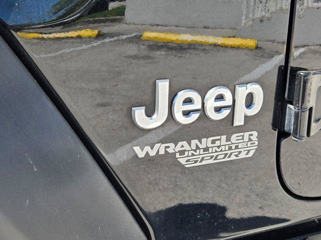 Certified 2018 Jeep Wrangler Unlimited Sport S AWD/4WD image 10