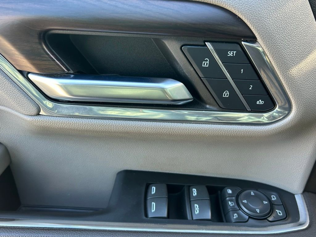 Used 2024 GMC Sierra 2500 SLT w/ SLT Premium Package image 29