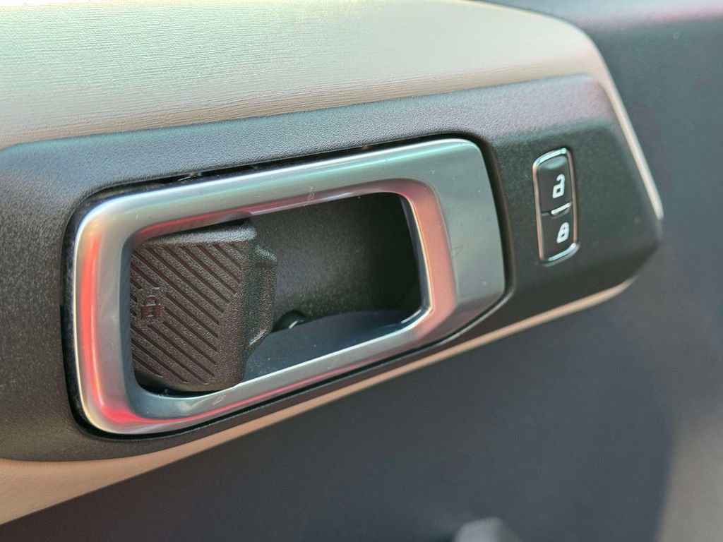 Used 2021 Ford Bronco Wildtrak image 17