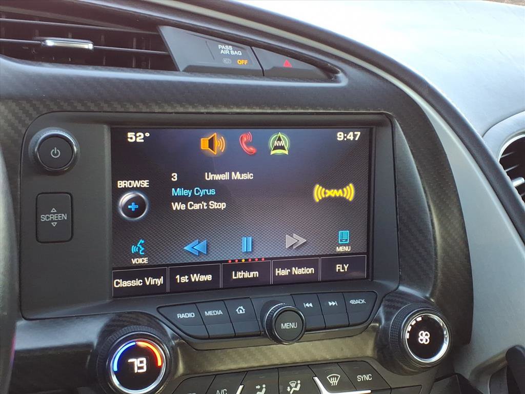 Used 2015 Chevrolet Corvette Z06 w/ 3LZ Preferred Equipment Group image 10