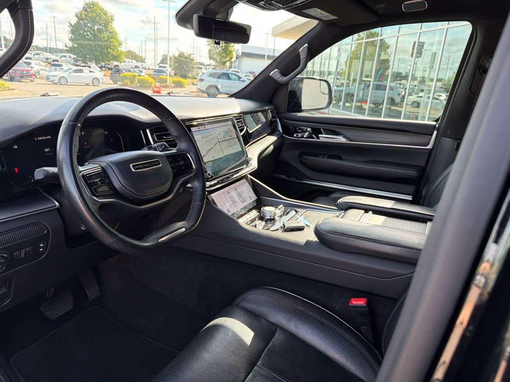 Used 2024 Jeep Grand Wagoneer L Series II w/ Quick Order Packagew 28T AWD/4WD image 17