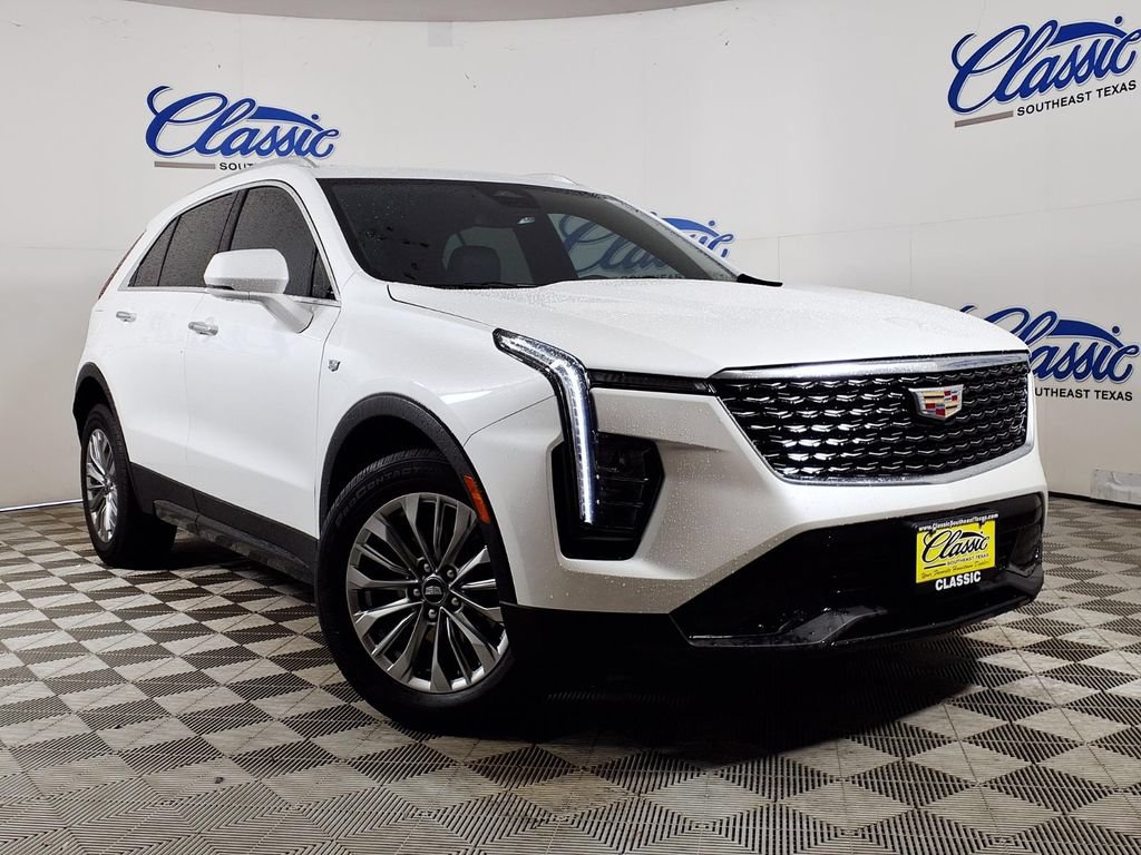 Used 2024 Cadillac XT4 Premium Luxury w/ LPO, Floor Liner Package FWD image 1