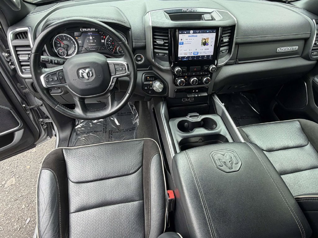 Used 2024 RAM 1500 Laramie AWD/4WD image 16