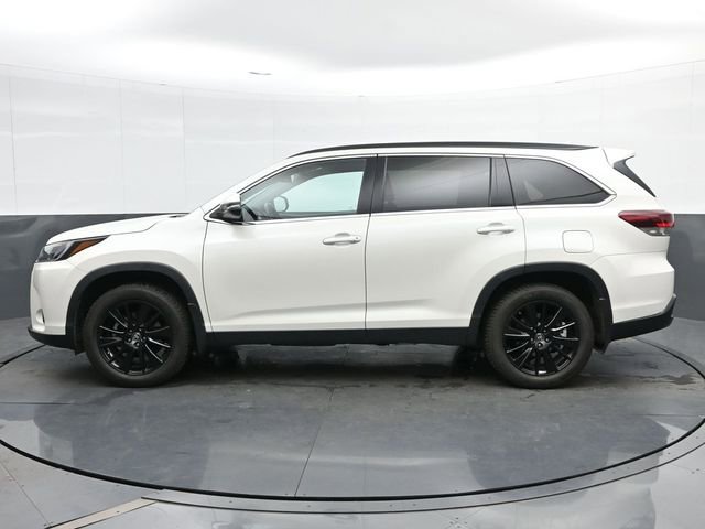 Used 2019 Toyota Highlander SE image 5
