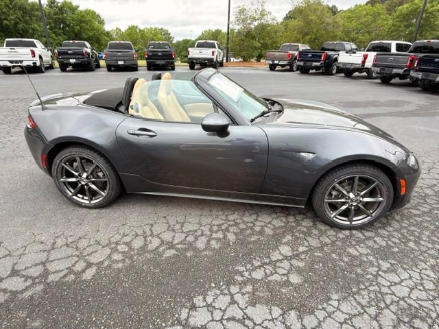 Used 2016 MAZDA MX-5 Miata Grand Touring RWD image 23
