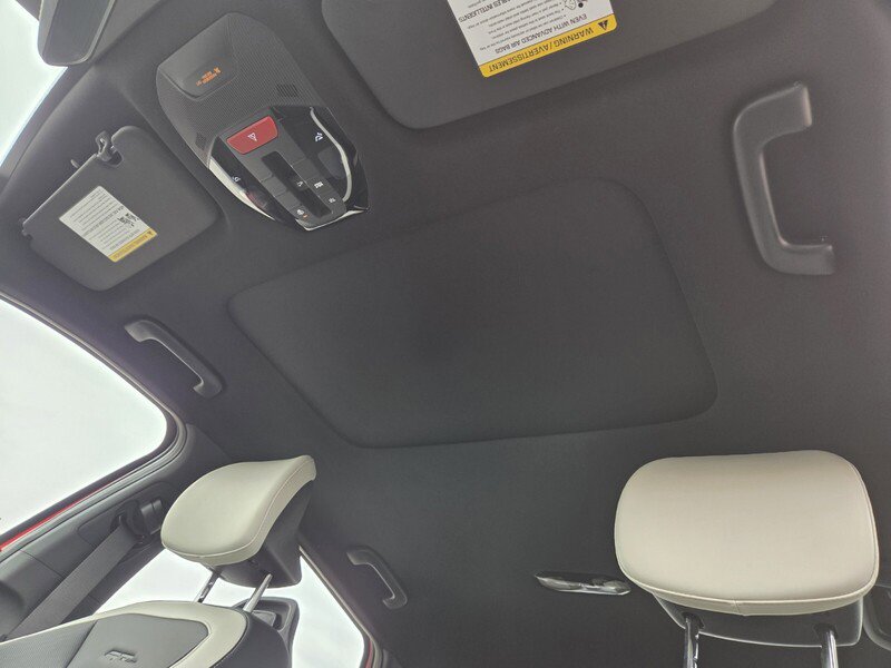 New 2025 Kia K4 GT-Line image 8