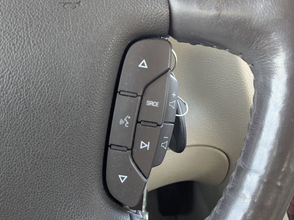 Used 2007 Cadillac DTS Luxury I image 24