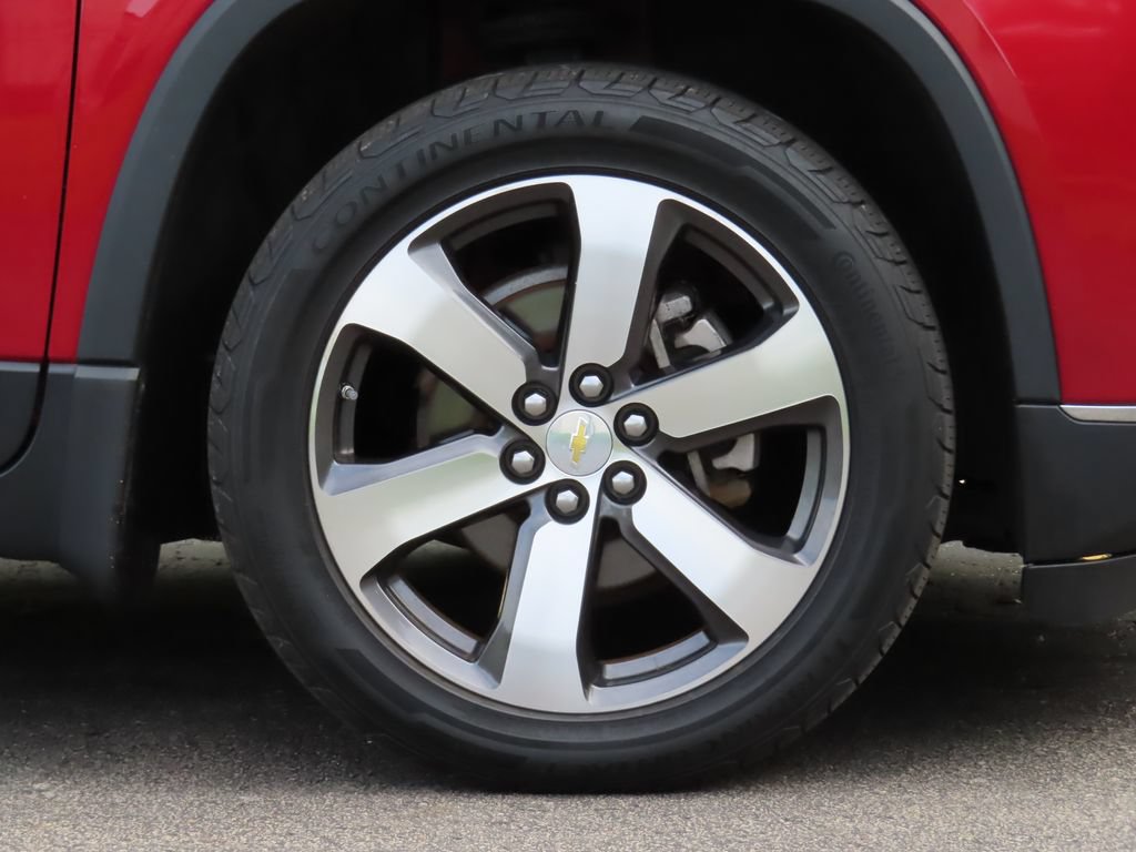 Used 2019 Chevrolet Traverse LT w/ LT Premium Package AWD/4WD image 15