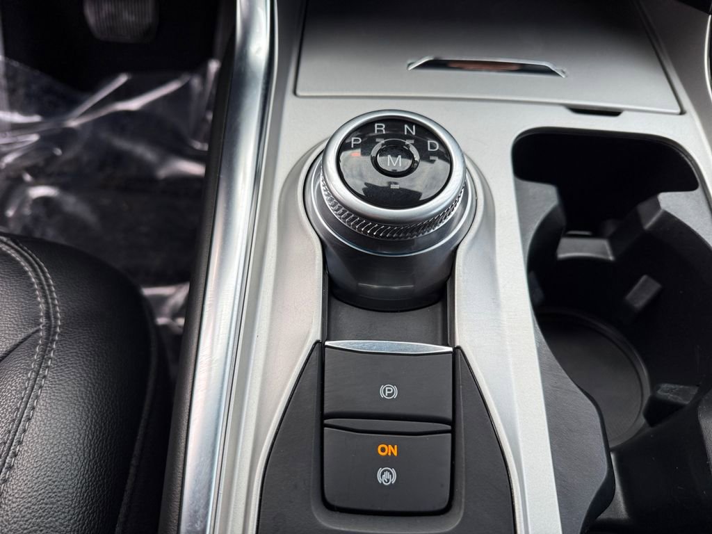 Used 2021 Ford Explorer Limited w/ Hybrid Equipment Group 310A image 18